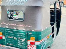 https://riyasewana.com/uploads/bajaj-re-11224256913.jpg