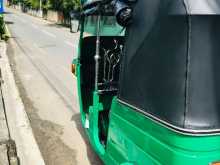https://riyasewana.com/uploads/bajaj-re-11754374312.jpg