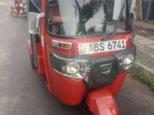 Bajaj RE 2018 Three Wheel