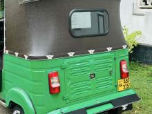 https://riyasewana.com/uploads/bajaj-re-1218092624184.jpg