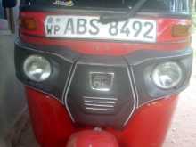 Bajaj RE 2018 Three Wheel
