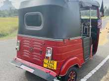 https://riyasewana.com/uploads/bajaj-re-122402522372.jpg