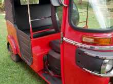 https://riyasewana.com/uploads/bajaj-re-131003494183.jpg