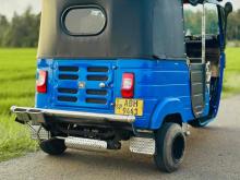 https://riyasewana.com/uploads/bajaj-re-1313194224936.jpg