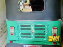 https://riyasewana.com/uploads/bajaj-re-1315420424492.jpg
