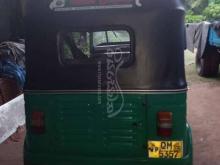https://riyasewana.com/uploads/bajaj-re-1362446402329.jpg