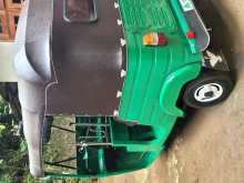 https://riyasewana.com/uploads/bajaj-re-13825014513.jpg