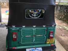 https://riyasewana.com/uploads/bajaj-re-1412172522492.jpg