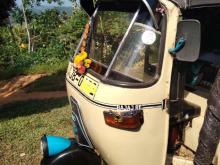 https://riyasewana.com/uploads/bajaj-re-141702396573.jpg