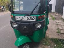 Bajaj RE 2019 Three Wheel