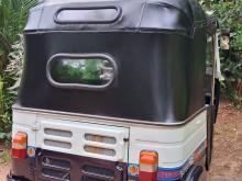 https://riyasewana.com/uploads/bajaj-re-150-1318520317505.jpg