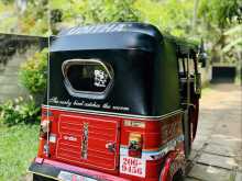 https://riyasewana.com/uploads/bajaj-re-1512282322383.jpg