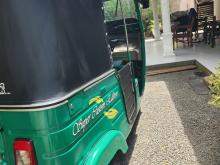 https://riyasewana.com/uploads/bajaj-re-1522355517216.jpg