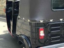 https://riyasewana.com/uploads/bajaj-re-1610013524363.jpg