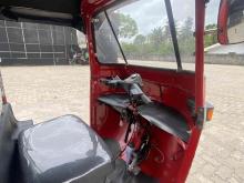 https://riyasewana.com/uploads/bajaj-re-1612484824581.jpg