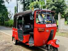 https://riyasewana.com/uploads/bajaj-re-1613153222402.jpg