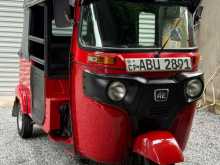 Bajaj RE 2019 Three Wheel