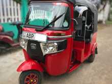 Bajaj RE 2017 Three Wheel