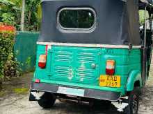 https://riyasewana.com/uploads/bajaj-re-172325144652.jpg