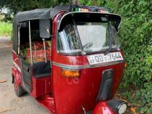 https://riyasewana.com/uploads/bajaj-re-175-2005-201215591202221.jpg