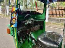 https://riyasewana.com/uploads/bajaj-re-175-2111595722082.jpg