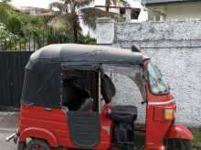 https://riyasewana.com/uploads/bajaj-re-175-27944284403.jpg