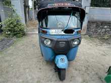 Bajaj RE 2018 Three Wheel