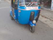 Bajaj RE 2000 Three Wheel