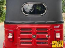https://riyasewana.com/uploads/bajaj-re-1818195017536.jpg