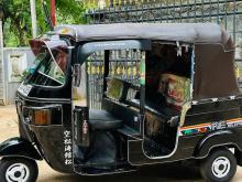 https://riyasewana.com/uploads/bajaj-re-181901586275.jpg