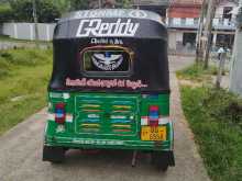 https://riyasewana.com/uploads/bajaj-re-182037314773.jpg