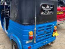 https://riyasewana.com/uploads/bajaj-re-182357164862.jpg