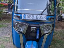 Bajaj Re 2015 Three Wheel