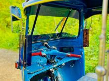 https://riyasewana.com/uploads/bajaj-re-191734576112.jpg