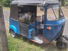 https://riyasewana.com/uploads/bajaj-re-1993-111209421216298.jpg
