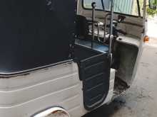 https://riyasewana.com/uploads/bajaj-re-1994-1910401712362.jpg