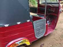 https://riyasewana.com/uploads/bajaj-re-1998-209131312653.jpg