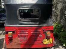 https://riyasewana.com/uploads/bajaj-re-2-1015240722642.jpg