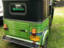 https://riyasewana.com/uploads/bajaj-re-2-13143915314.jpg