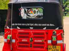 https://riyasewana.com/uploads/bajaj-re-2-15754244172.jpg