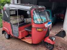 https://riyasewana.com/uploads/bajaj-re-2-181455474292.jpg