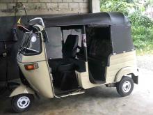 https://riyasewana.com/uploads/bajaj-re-2-1818063424781.jpg