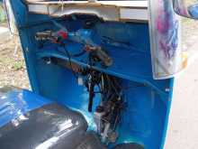 https://riyasewana.com/uploads/bajaj-re-2-182317024153.jpg
