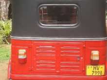 https://riyasewana.com/uploads/bajaj-re-2-191436444091.jpg