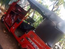 https://riyasewana.com/uploads/bajaj-re-2-199133818005.jpg