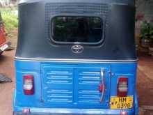 https://riyasewana.com/uploads/bajaj-re-2-2003-2120213312742.jpg