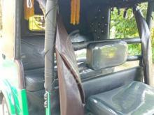 https://riyasewana.com/uploads/bajaj-re-2-2004-61649431292422.jpg