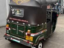 https://riyasewana.com/uploads/bajaj-re-2-2005-1718184912143.jpg