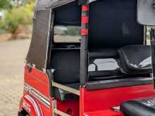 https://riyasewana.com/uploads/bajaj-re-2-2006-2617475012224.jpg