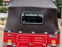 https://riyasewana.com/uploads/bajaj-re-2-2006-2617475012913.jpg
